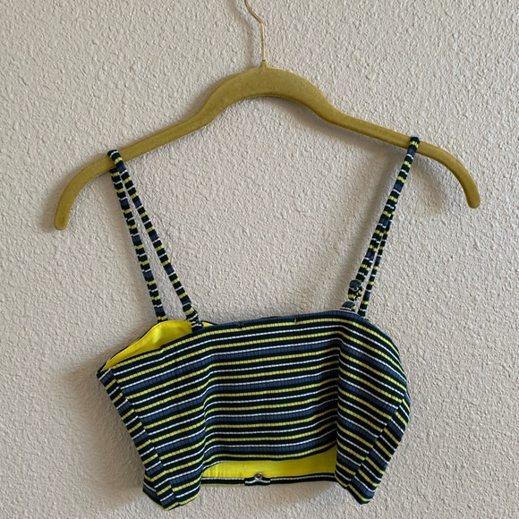 Olivaceous Striped Ribbed Knit Crop Top NWT 🌴 - Picture 2 of 6